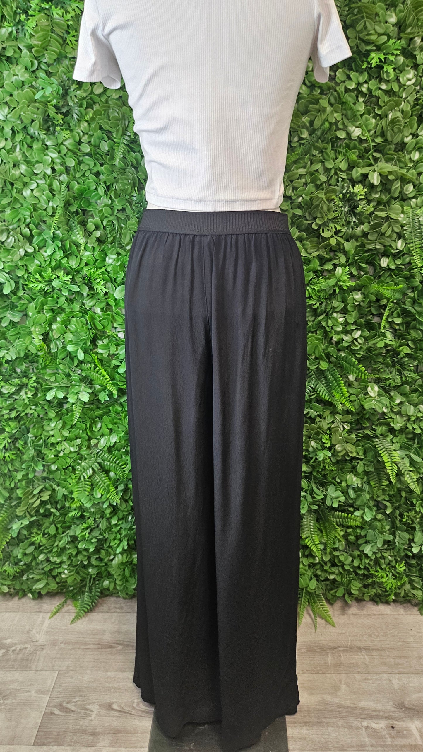 Marilyn Seyb Black Wide Leg Pant (14)