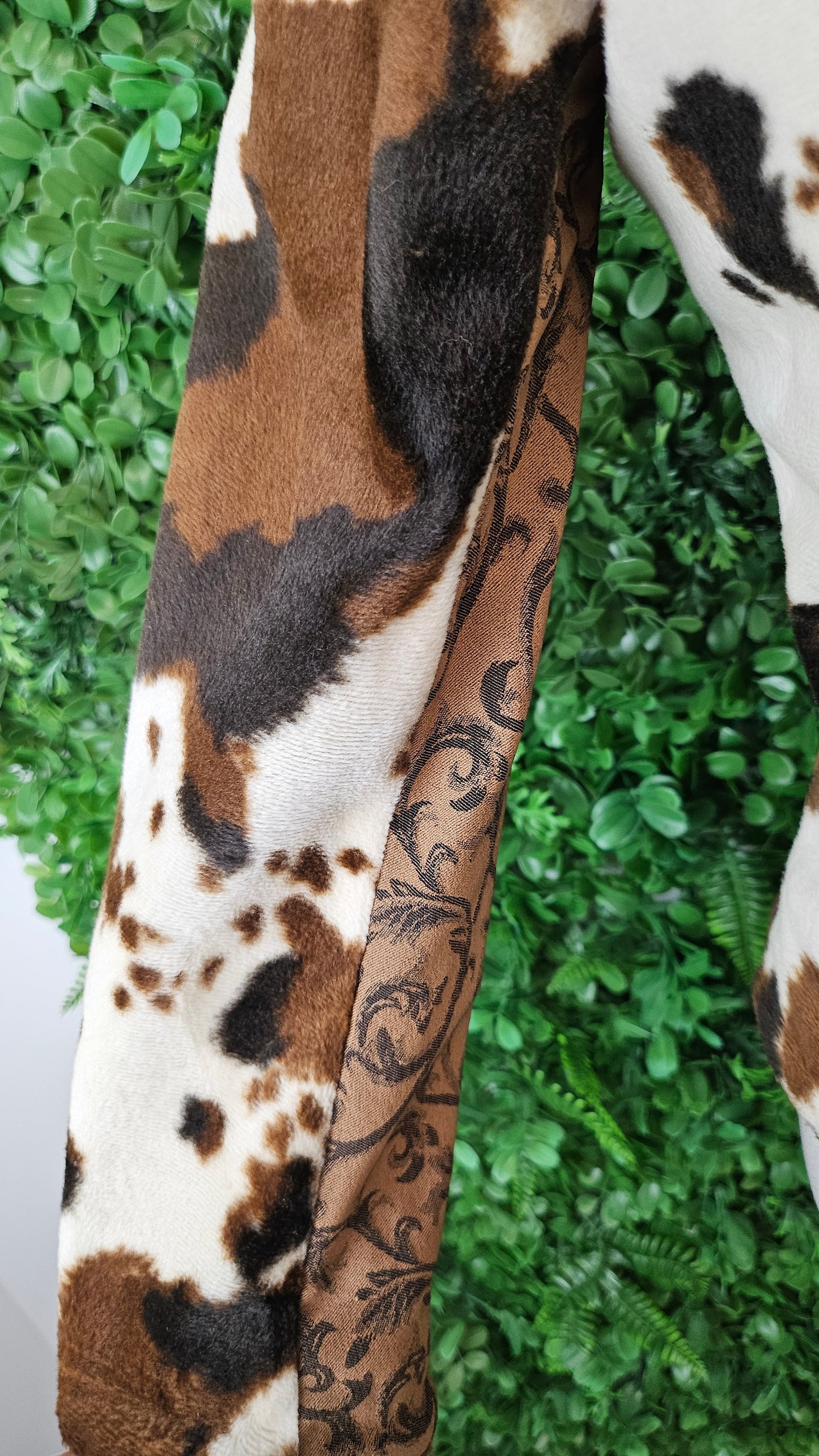 Annah Stretton Cow Print Blazer (8)