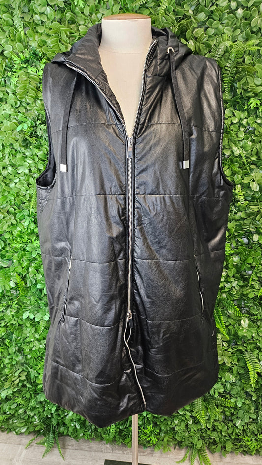Pretty Basics TS Black Longline Hooded Vest (20)
