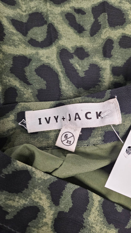 Ivy + Jack Animal Print Pleat Maxi Skirt (6)