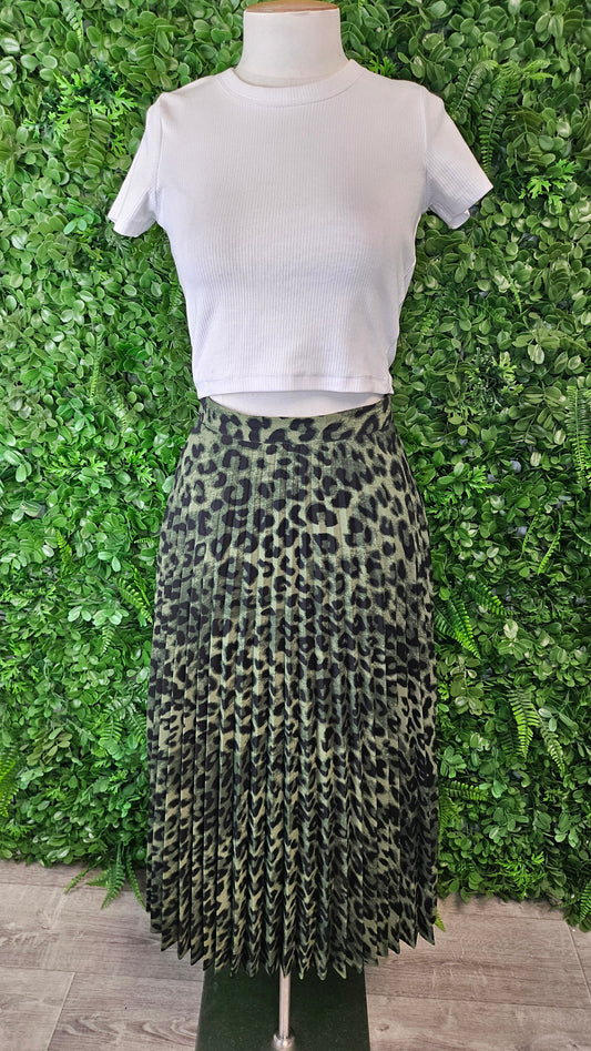 Ivy + Jack Animal Print Pleat Maxi Skirt (6)