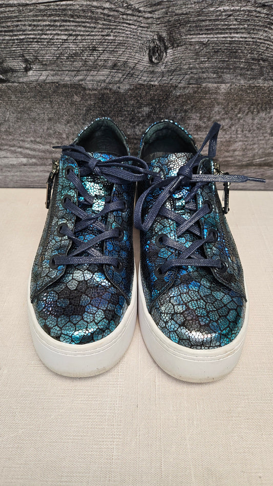Minx Mosaic Blue Zip Pop Sneakers (38)