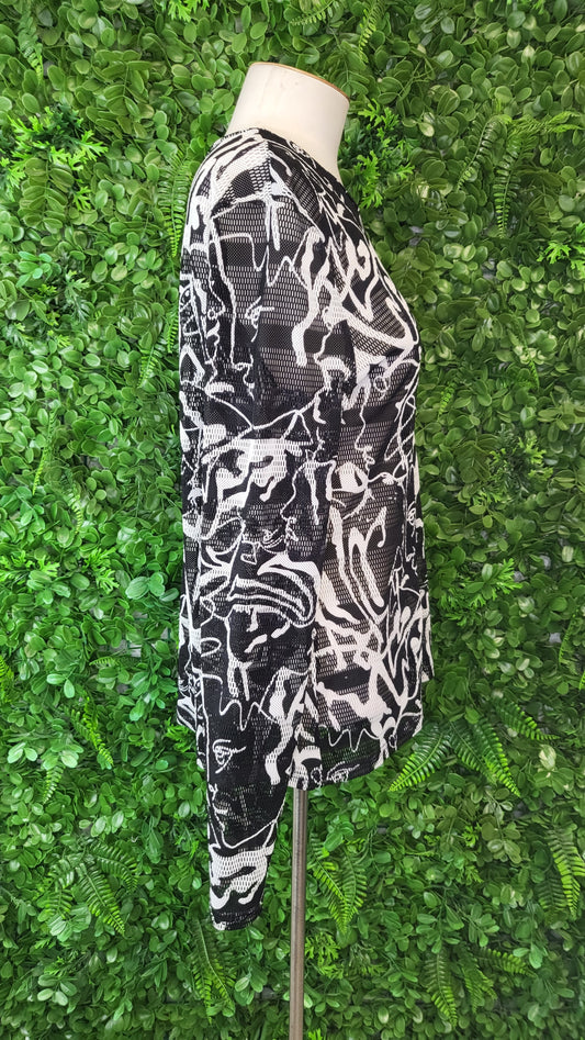 Siren Black/White Mesh Graphic Top (14)