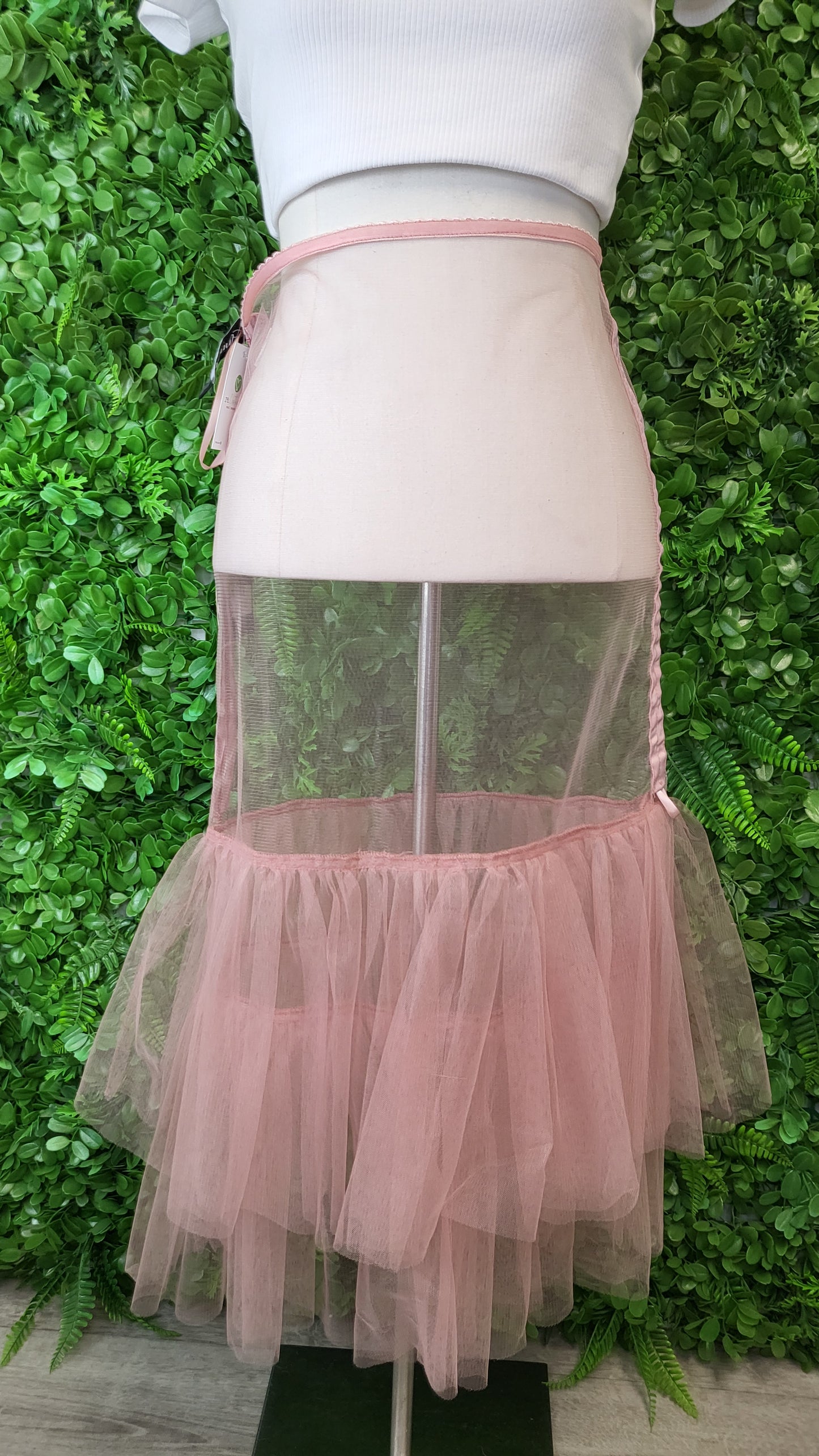 Annah Stretton Blush Danielle Petticoat BNWT (10)