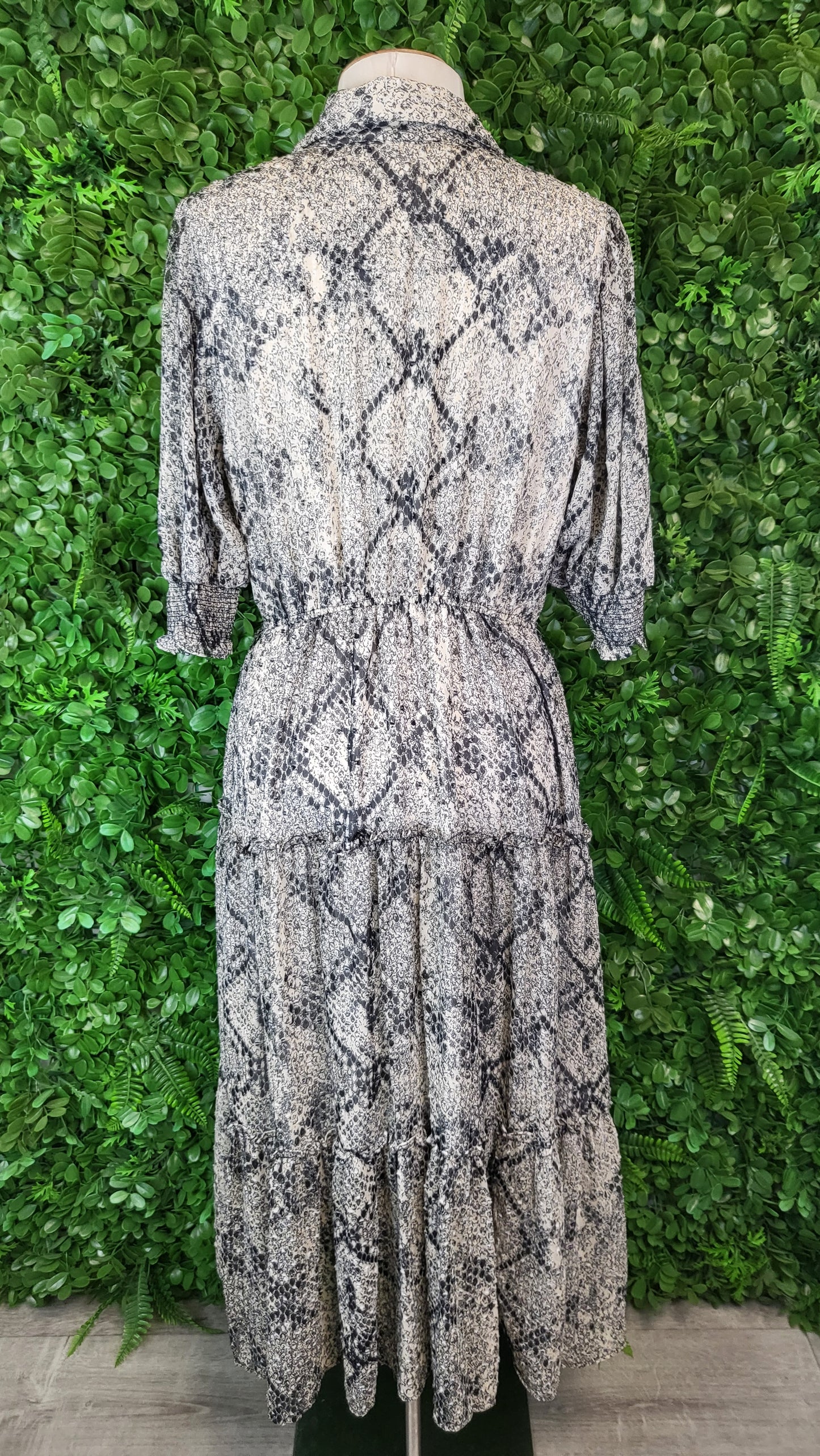 Decjuba Snake Print Tiered Dress (10)