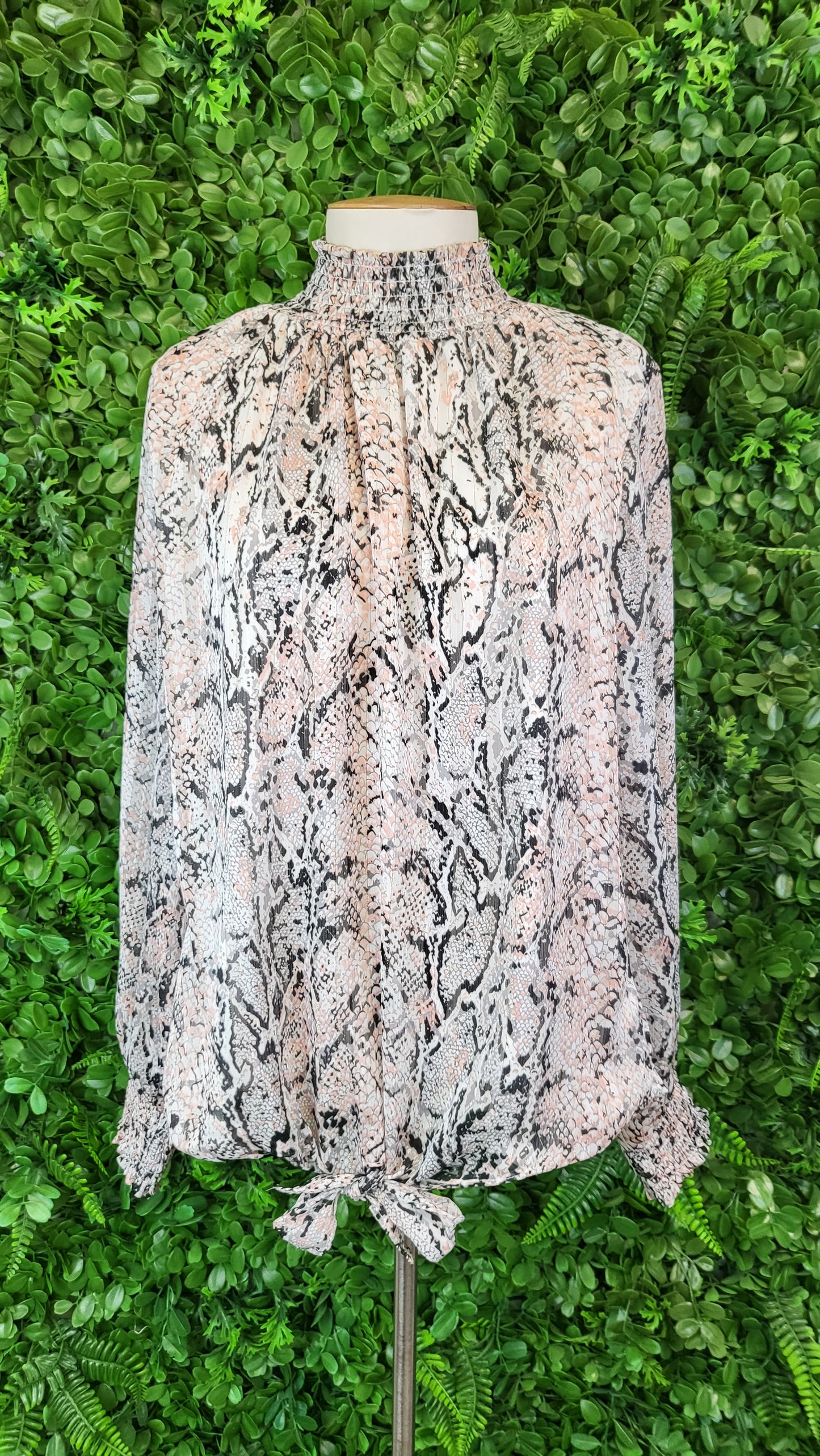 Liz Jordan Snake Tie Blouse (10)